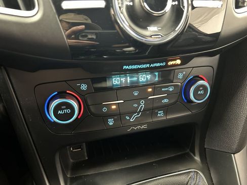 Used 2016 Ford Focus RS image 16