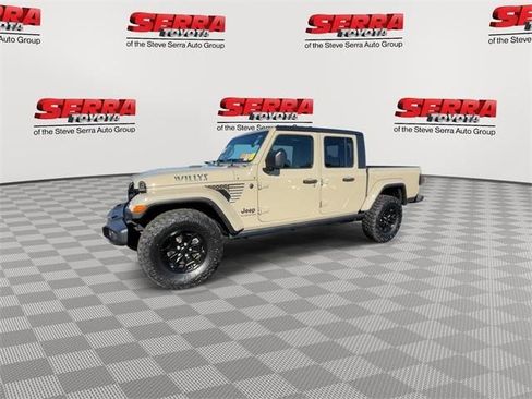 Used 2022 Jeep Gladiator Sport image 5