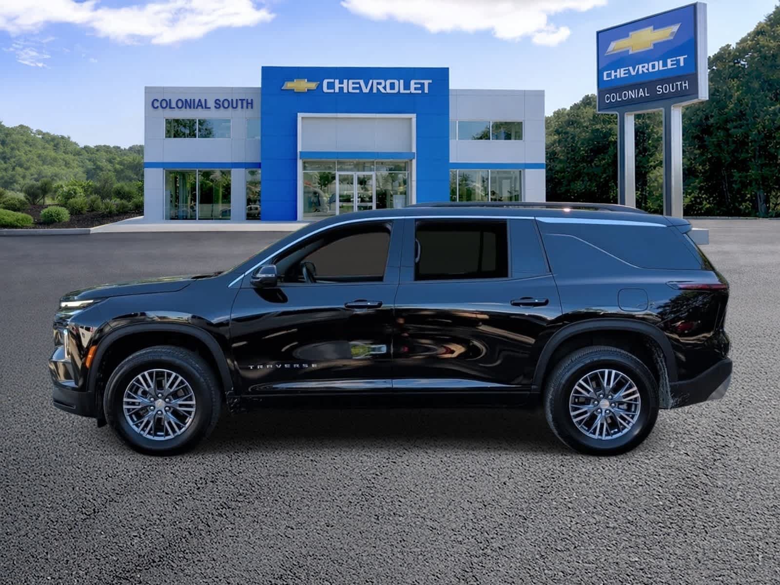 Certified 2026 Chevrolet Traverse LT AWD/4WD image 3