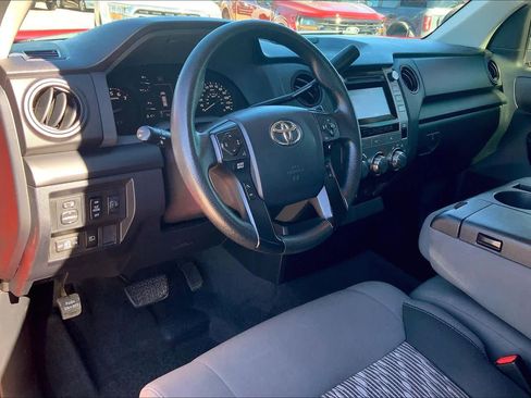 Used 2019 Toyota Tundra SR image 18