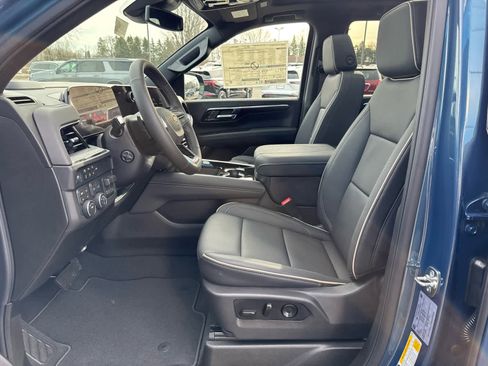 New 2026 Chevrolet Tahoe Premier w/ Sun And Tow Package AWD/4WD image 23