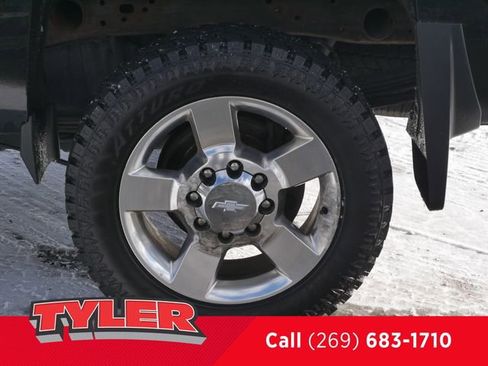 Used 2016 Chevrolet Silverado 2500 LTZ w/ Duramax Plus Package image 45