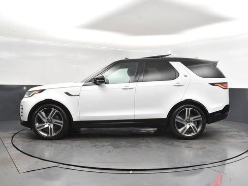 Used 2023 Land Rover Discovery HSE R-Dynamic image 4