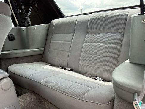 Used 1988 Ford Mustang LX image 24