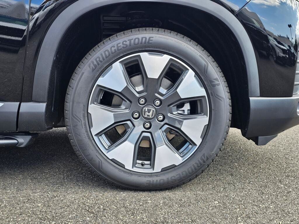 New 2026 Honda Pilot Elite image 9