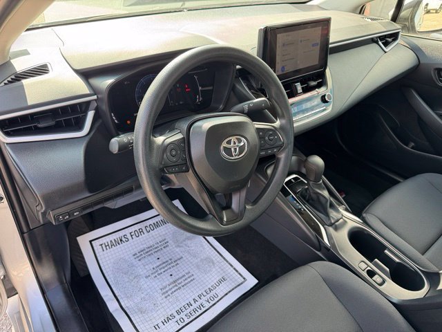Used 2026 Toyota Corolla LE FWD image 12