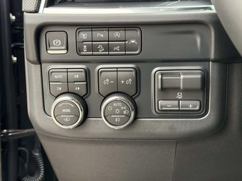 New 2026 Chevrolet Suburban RST AWD/4WD image 50