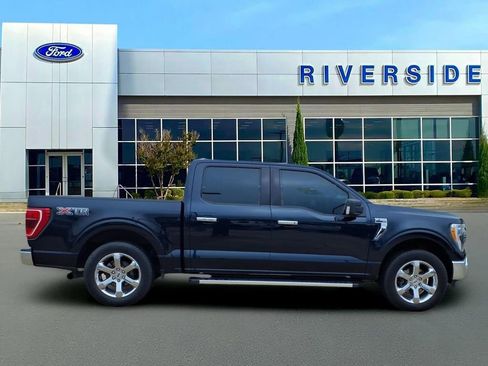 Used 2022 Ford F150 XLT w/ Equipment Group 302A High AWD/4WD image 8