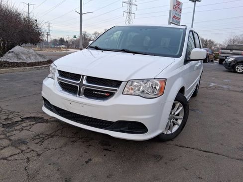 Used 2014 Dodge Grand Caravan SXT image 1