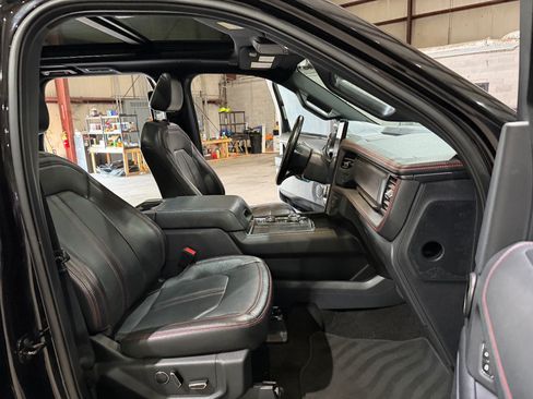Used 2022 Ford Expedition Max Limited AWD/4WD image 26