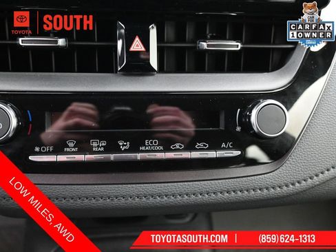 Used 2024 Toyota Corolla Premium image 15
