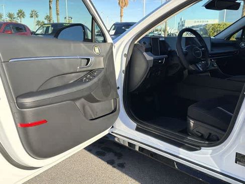 New 2026 Hyundai Sonata SEL FWD image 10