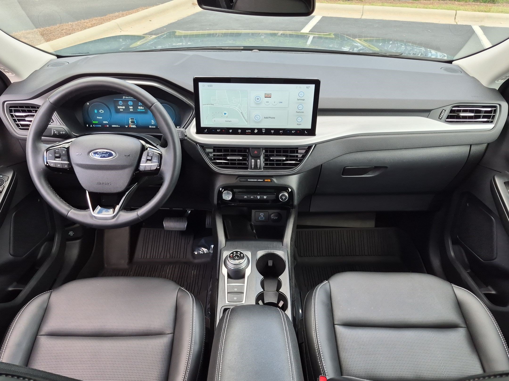Used 2023 Ford Escape Platinum w/ Class II Trailer Tow Package AWD/4WD image 28