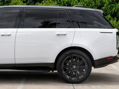 Used 2023 Land Rover Range Rover Long Wheelbase Autobiography AWD/4WD image 18