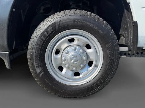 Used 2023 RAM 2500 Tradesman AWD/4WD image 25