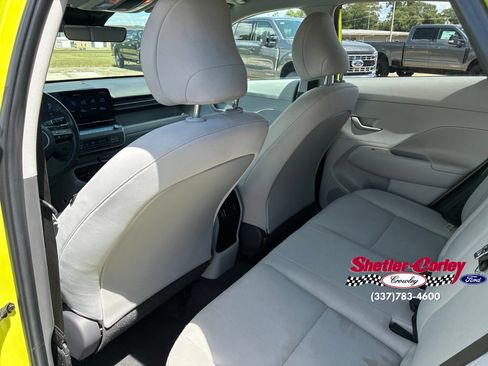 Used 2024 Hyundai Kona SEL AWD/4WD image 7