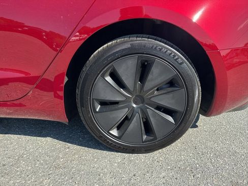 Used 2025 Tesla Model 3 Long Range RWD image 28