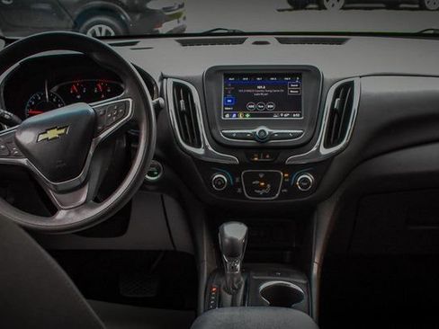 Used 2022 Chevrolet Equinox LT AWD/4WD image 26