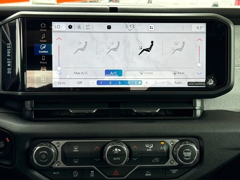 New 2026 Jeep Gladiator Mojave AWD/4WD image 21