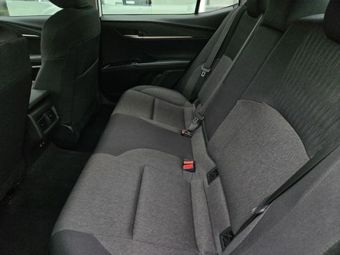 Used 2025 Toyota Camry LE image 11