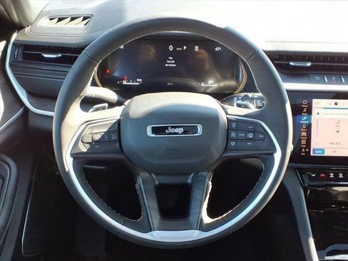 New 2026 Jeep Grand Cherokee L Limited w/ Limited Altitude Package image 10