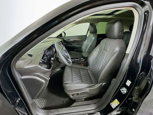 Used 2023 Buick Envision Avenir image 20