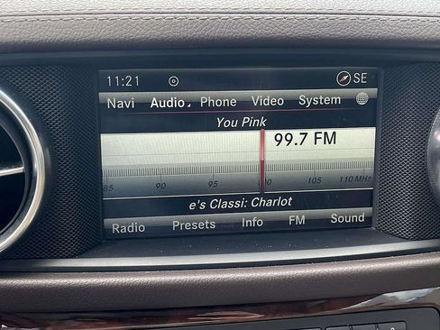 Used 2014 Mercedes-Benz SL 550 image 23