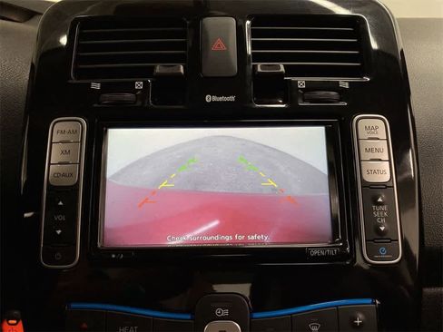 Used 2013 Nissan Leaf SL image 27