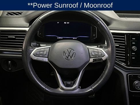 Used 2022 Volkswagen Atlas SEL Premium image 10