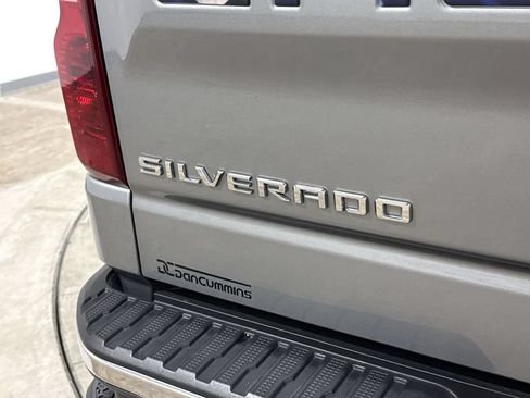 Used 2023 Chevrolet Silverado 1500 LT AWD/4WD image 26