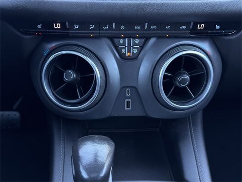 Used 2019 Chevrolet Blazer LT w/ Sun and Wheels Package image 19