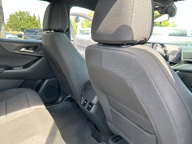 Used 2026 Chevrolet Equinox LT FWD image 23