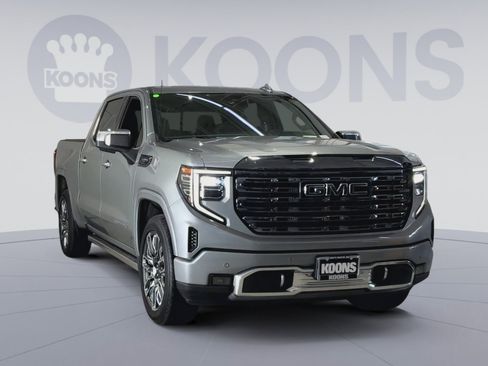 Used 2024 GMC Sierra 1500 Denali Ultimate image 5