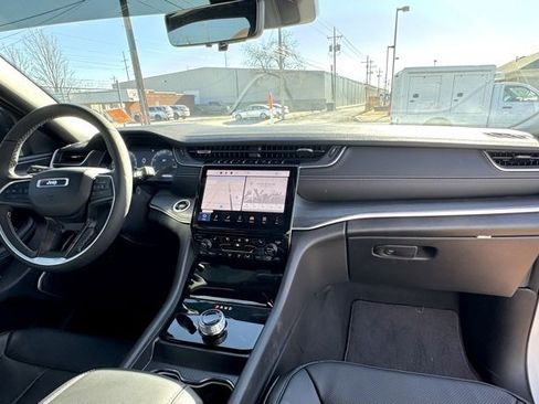 New 2025 Jeep Grand Cherokee L Limited w/ Luxury Tech Group II image 14