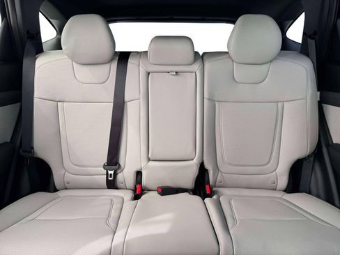 New 2026 Hyundai Tucson Limited AWD/4WD image 16