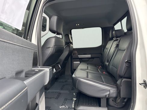Used 2023 Ford F350 Lariat w/ Lariat Ultimate Package image 16