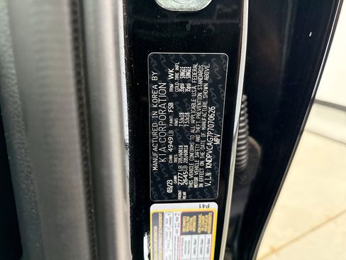 Used 2023 Kia Sportage EX AWD/4WD image 20