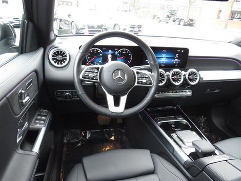 Certified 2023 Mercedes-Benz GLB 250 4MATIC image 10