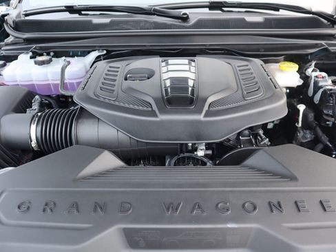 New 2026 Jeep Grand Wagoneer 4WD image 22