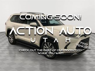 Used 2024 Toyota Grand Highlander AWD video 1