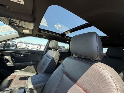 Used 2024 Chevrolet Blazer RS w/ Enhanced Convenience Package image 16