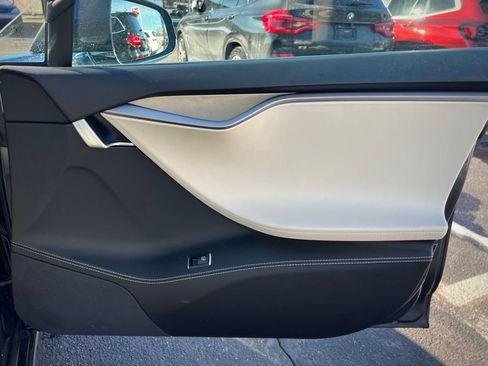 Used 2018 Tesla Model S 100D image 34