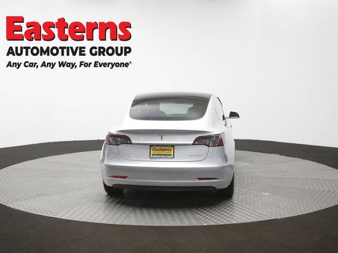 Used 2018 Tesla Model 3 Long Range AWD/4WD image 32