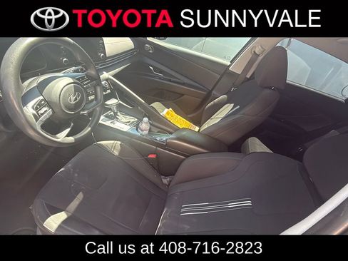 Used 2025 Hyundai Elantra Hybrid w/ Cargo Package FWD image 5