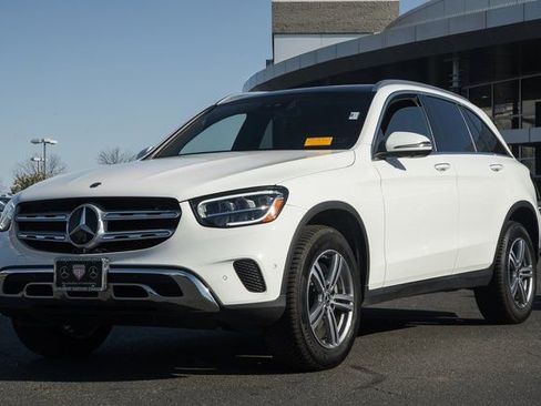 Used 2022 Mercedes-Benz GLC 300 4MATIC image 3