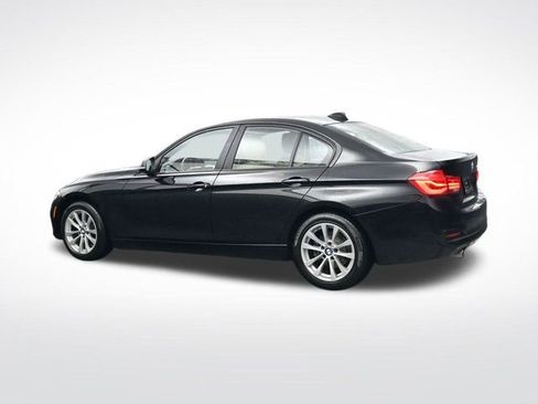 Used 2018 BMW 320i Sedan image 6