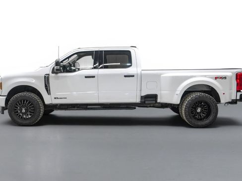 Used 2025 Ford F350 XLT w/ FX4 Off-Road Package AWD/4WD image 10