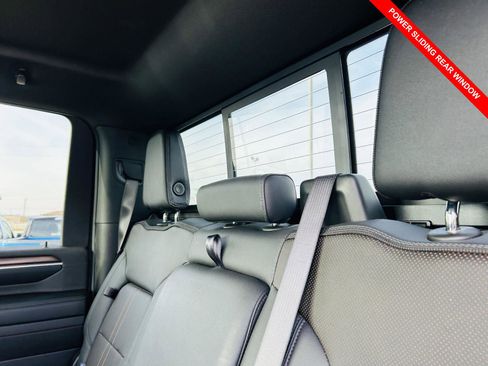 Used 2025 Chevrolet Silverado 2500 High Country w/ Technology Package image 17