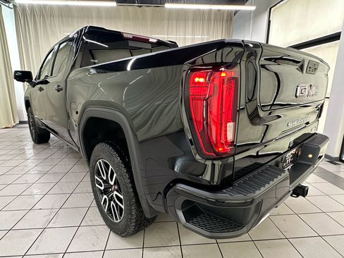 Certified 2022 GMC Sierra 1500 AT4 w/ AT4 Preferred Package AWD/4WD image 8