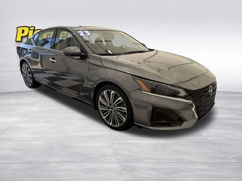 Used 2023 Nissan Altima 2.5 SL FWD image 6